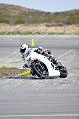 media/Mar-10-2024-TrackXperience (Sun) [[cef06d0f9a]]/Group 3/Session 4 (Turn 14)/